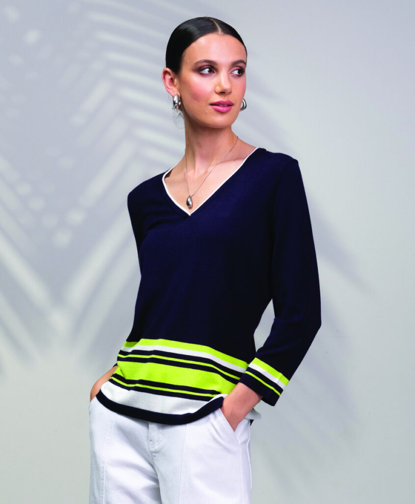 Alison Sheri A45541 Navy/Multi V-Neck Knit Top