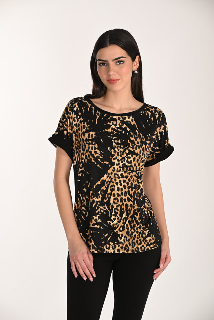 Frank Lyman 266150 Leopard Print Short Sleeves Top
