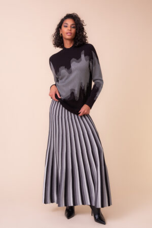 316 A48405(sweater)+A48382(skirt0